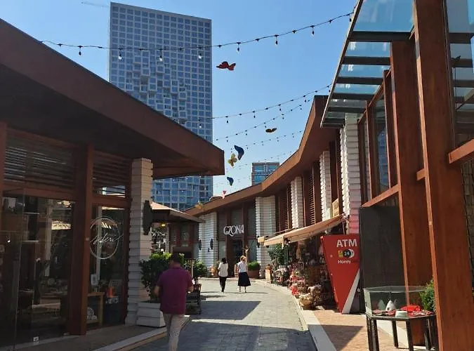 公寓 One-bedroom Near U.s. Embassy 地拉那